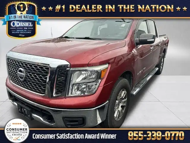 2018 Nissan Titan SV 4X4 Crew Cab's photo