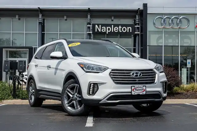 2017 Hyundai Santa Fe Limited Ultimate FWD's photo