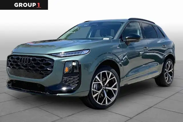 2026 Audi Q3 S line quattro's photo