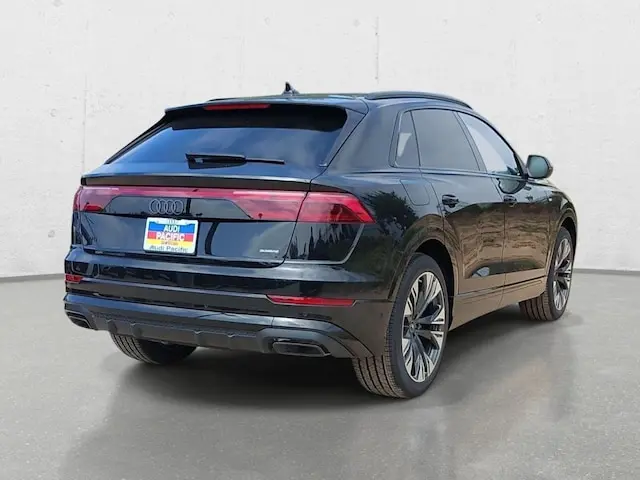 2026 Audi Q8 55 Premium Plus quattro Tiptonic photo 5
