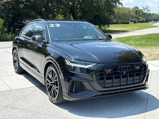 2023 Audi SQ8 Prestige's photo