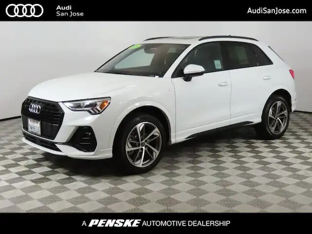 2025 Audi Q3 45 TFSI S Line Premium quattro's photo
