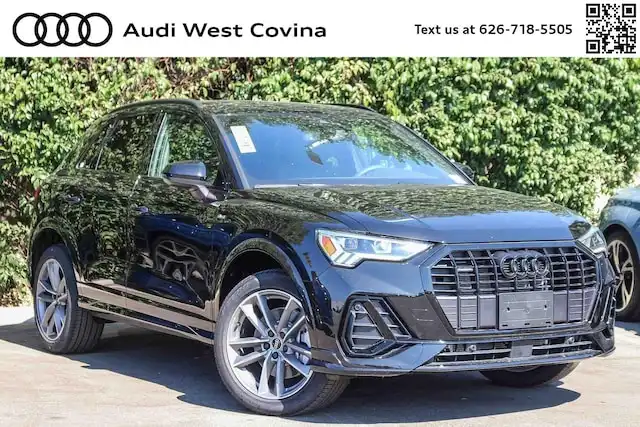 2025 Audi Q3 45 TFSI S Line Premium quattro's photo