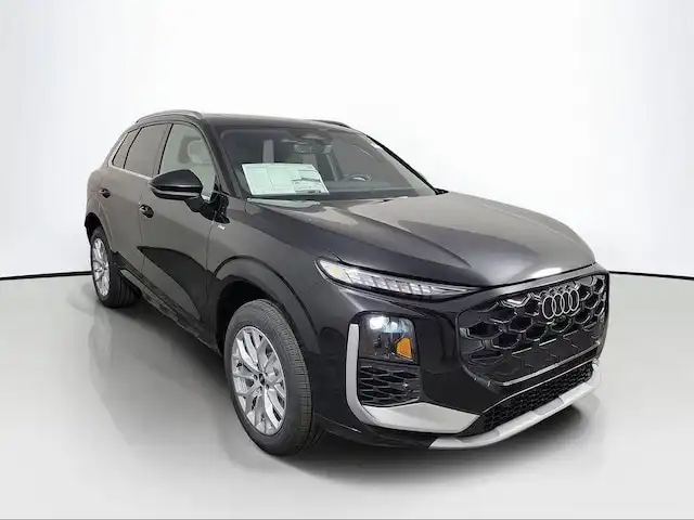 2026 Audi Q3 S line quattro's photo
