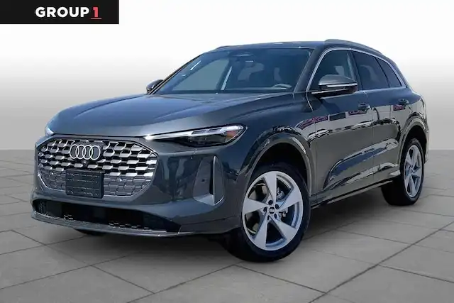 2026 Audi Q5 Premium Plus quattro's photo