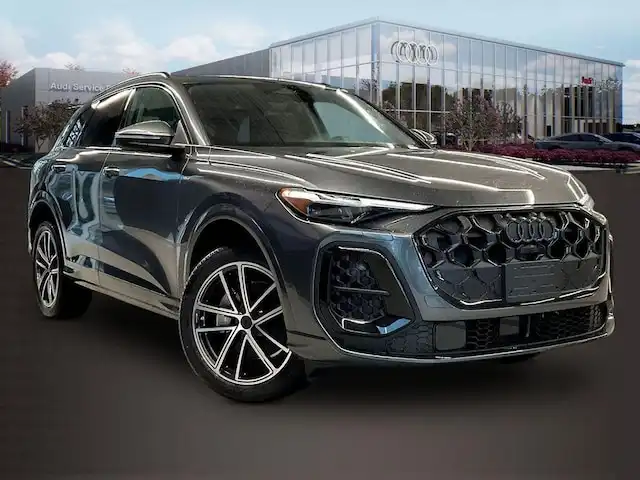 2026 Audi Q5 Premium Plus quattro's photo