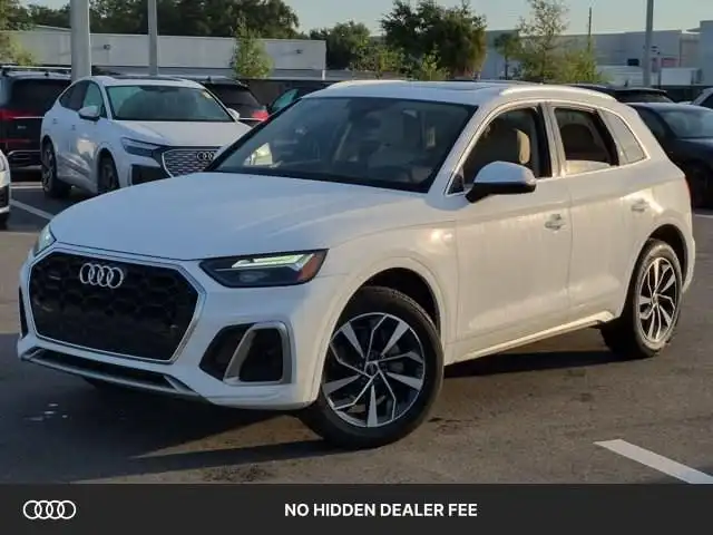 2023 Audi Q5 45 Premium's photo