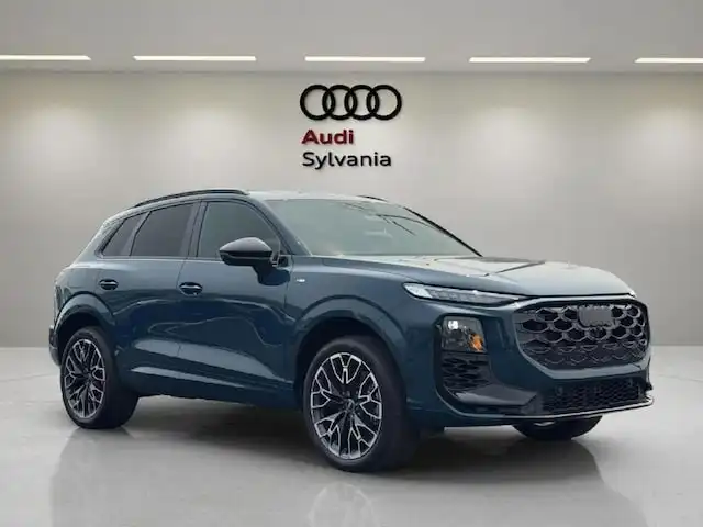 2026 Audi Q3 S line quattro's photo