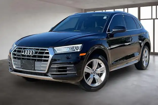 2019 Audi Q5 2.0T quattro S tronic Premium's photo