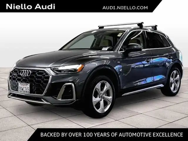 2022 Audi Q5 45 Premium Plus's photo
