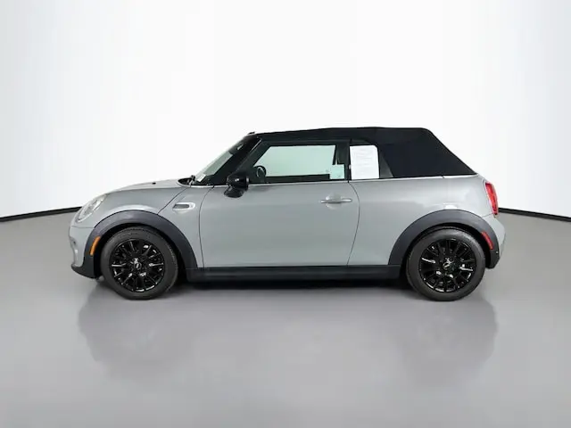 2018 MINI Cooper Convertible photo 4