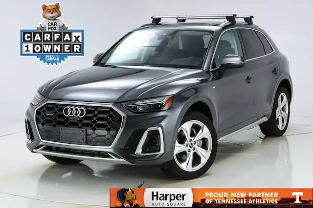2023 Audi Q5 45 Premium Plus's photo