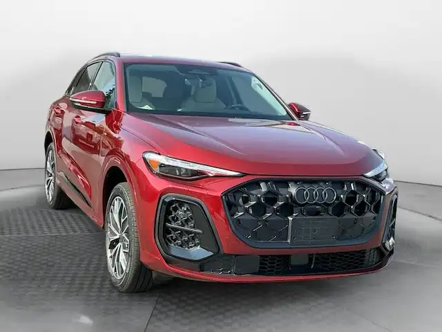 2026 Audi Q5 Premium Plus quattro's photo