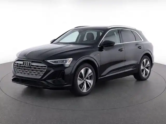 2024 Audi Q8 e-tron 114 kWh Premium Plus quattro 55's photo