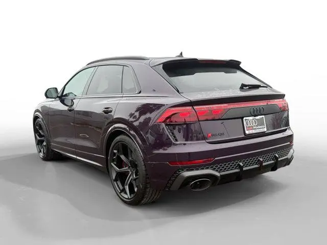2026 Audi RS Q8 Base photo 3
