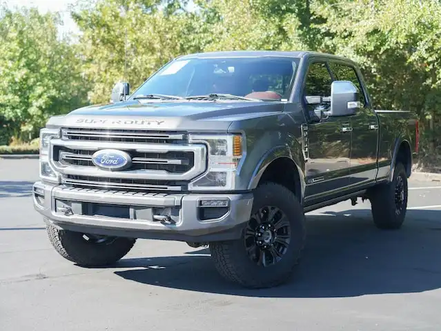 2022 Ford F-350 Platinum 4WD Crew Cab SRW 6-1/2' Box's photo