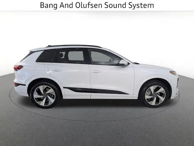 2025 Audi Q6 e-tron Premium Plus quattro photo 4