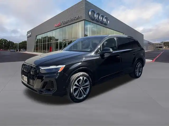 2026 Audi Q7 55 Premium quattro Tiptronic's photo