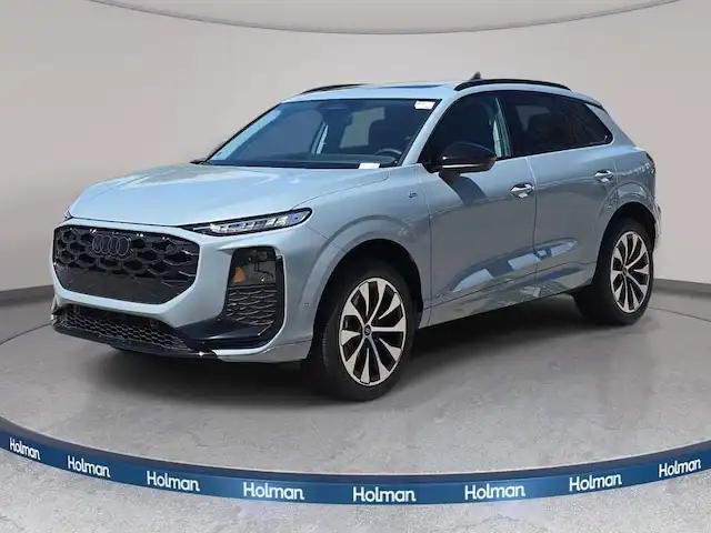 2026 Audi Q3 S line quattro's photo