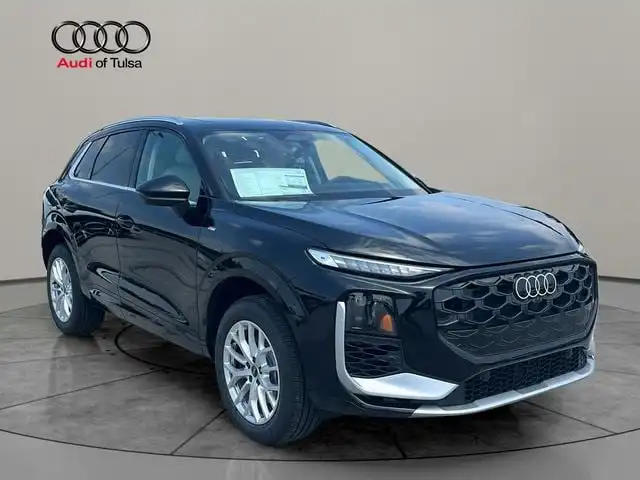 2026 Audi Q3 S line quattro's photo