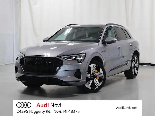 2023 Audi e-tron 95 kWh Premium Plus quattro's photo