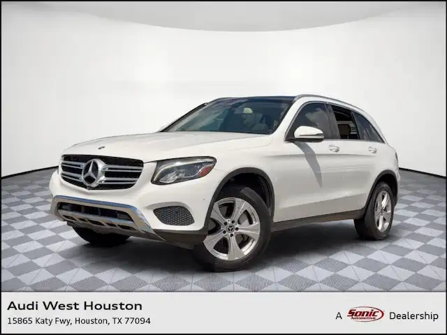 2018 Mercedes-Benz GLC GLC300's photo