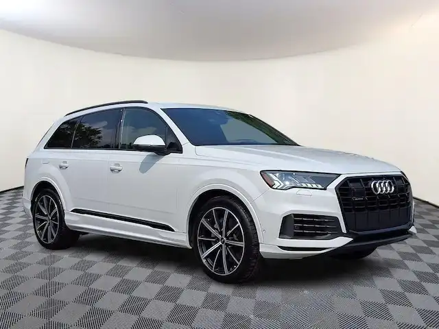 2024 Audi Q7 55 Prestige quattro Tiptronic's photo