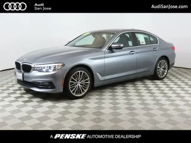 2018 BMW 5 Series 530i xDrive Sedan's photo