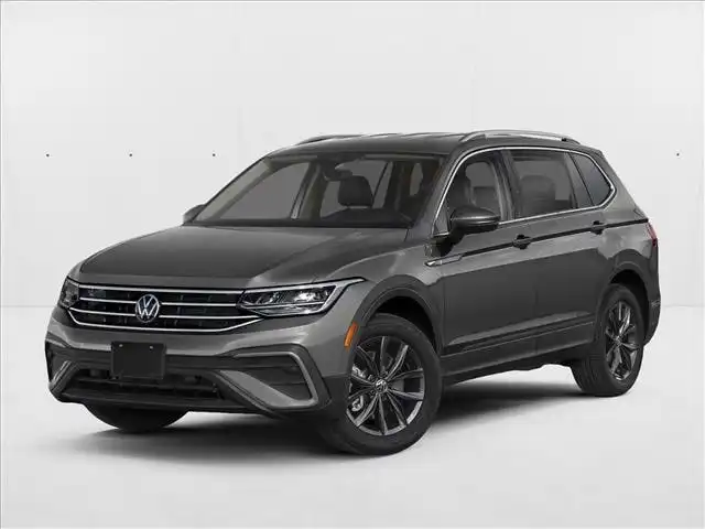 2023 Volkswagen Tiguan 2.0T SE's photo