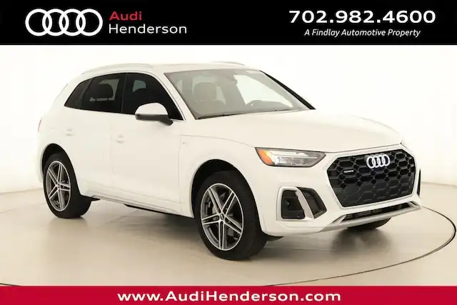 2024 Audi Q5 55 e Premium's photo
