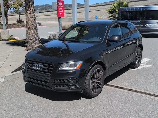 2017 Audi SQ5 3.0 Premium Plus quattro Tiptronic's photo