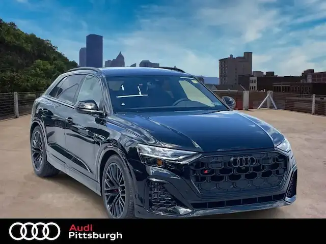 2026 Audi SQ8 Premium Plus quattro's photo