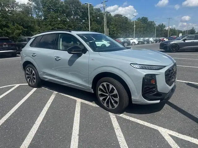 2026 Audi Q3 S Line quattro's photo