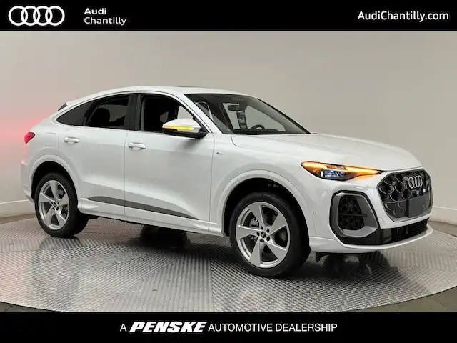 2025 Audi Q5 Sportback 45 Premium Plus's photo