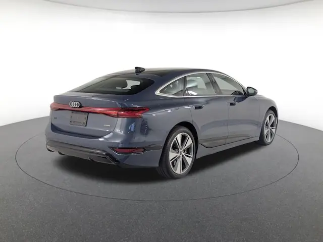 2025 Audi A6 e-tron Premium Plus quattro photo 5