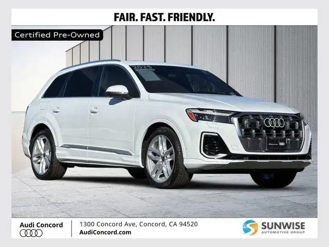 2025 Audi Q7 55 Premium Plus quattro Tiptronic's photo