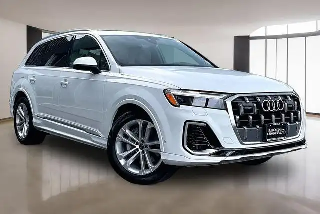 2026 Audi Q7 55 Premium Plus quattro Tiptronic's photo