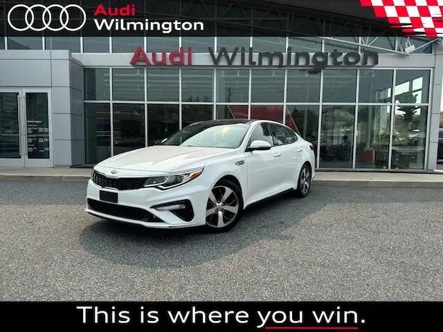 2019 Kia Optima S AT's photo