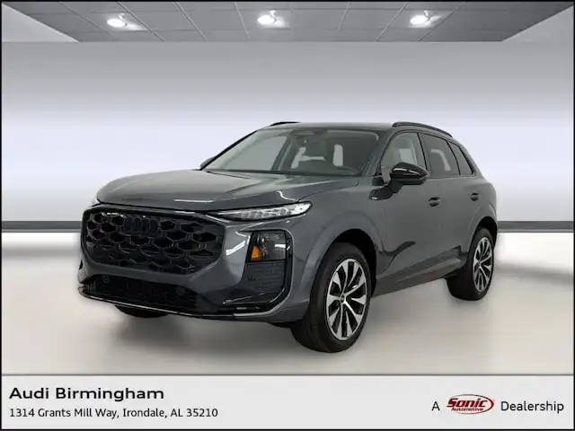 2026 Audi Q3 S line quattro's photo