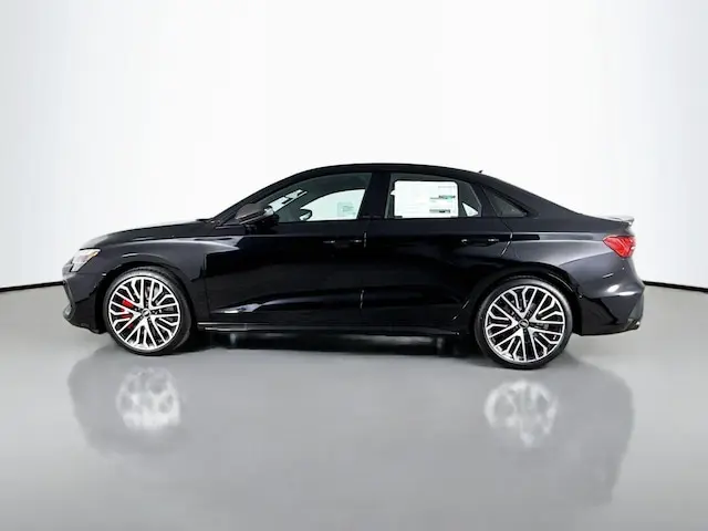 2026 Audi S3 2.0 TFSI quattro S tronic photo 4