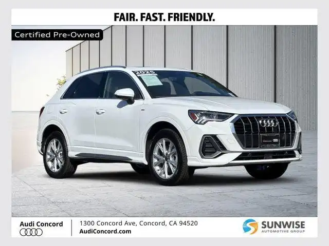2025 Audi Q3 45 TFSI S Line Premium quattro's photo