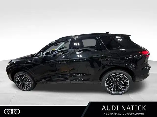 2026 Audi Q3 S Line quattro's photo