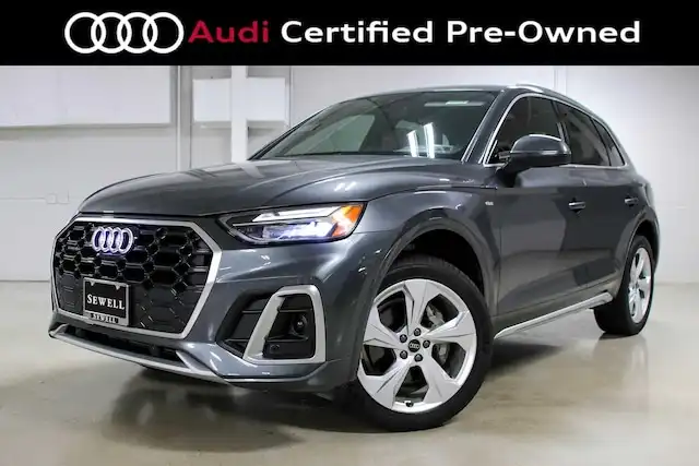 2023 Audi Q5 45 Premium Plus's photo