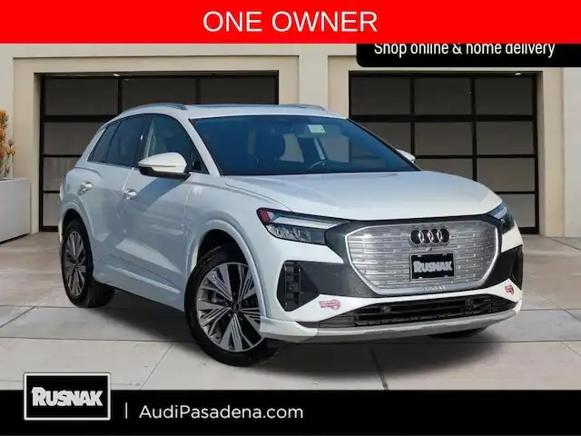 2023 Audi Q4 e-tron 40 Premium's photo