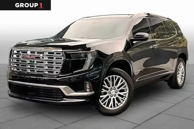 2025 GMC Acadia Denali FWD's photo
