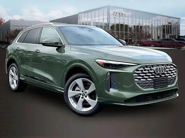 2026 Audi Q5 Premium Plus quattro's photo