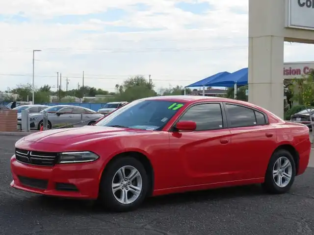 2017 Dodge Charger SE's photo
