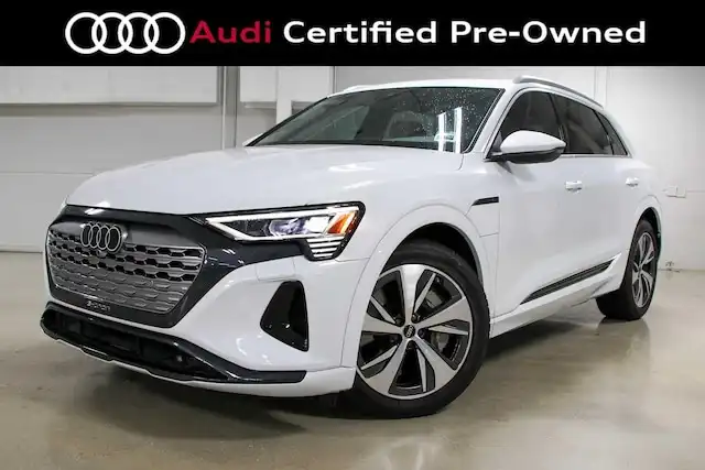 2024 Audi Q8 e-tron 55 114 kWh Premium quattro's photo