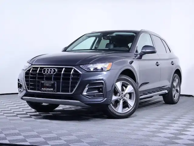 2023 Audi Q5 40 Premium Plus's photo