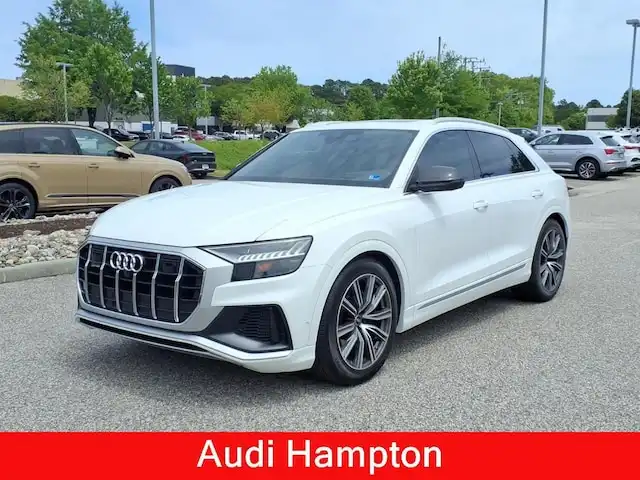 2023 Audi SQ8 Prestige's photo